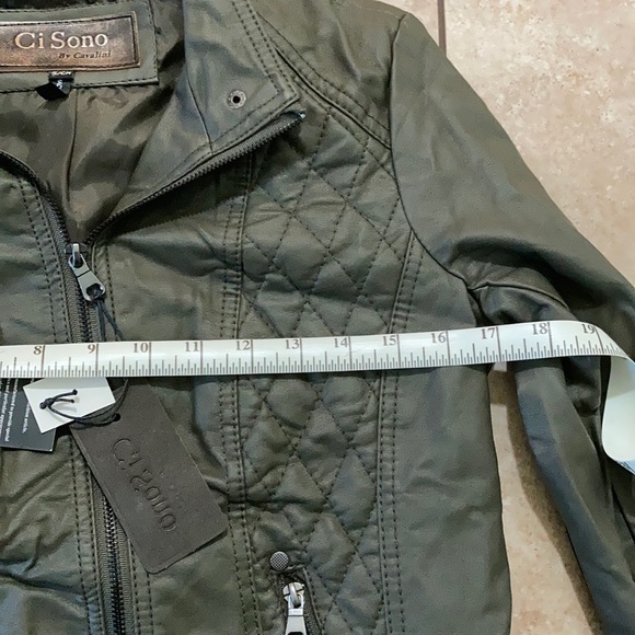 New faux leather jacket - Picture 7 of 11